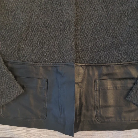 Pendleton Lambswool Sweater Jacket w Leather Trim Medium EUC - Picture 3 of 6